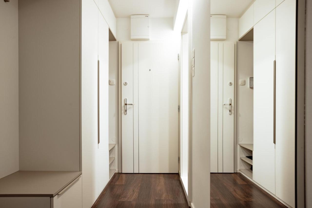 Elegant 1-Bedroom Apartment Near Hill Forest Liubliana Exterior foto